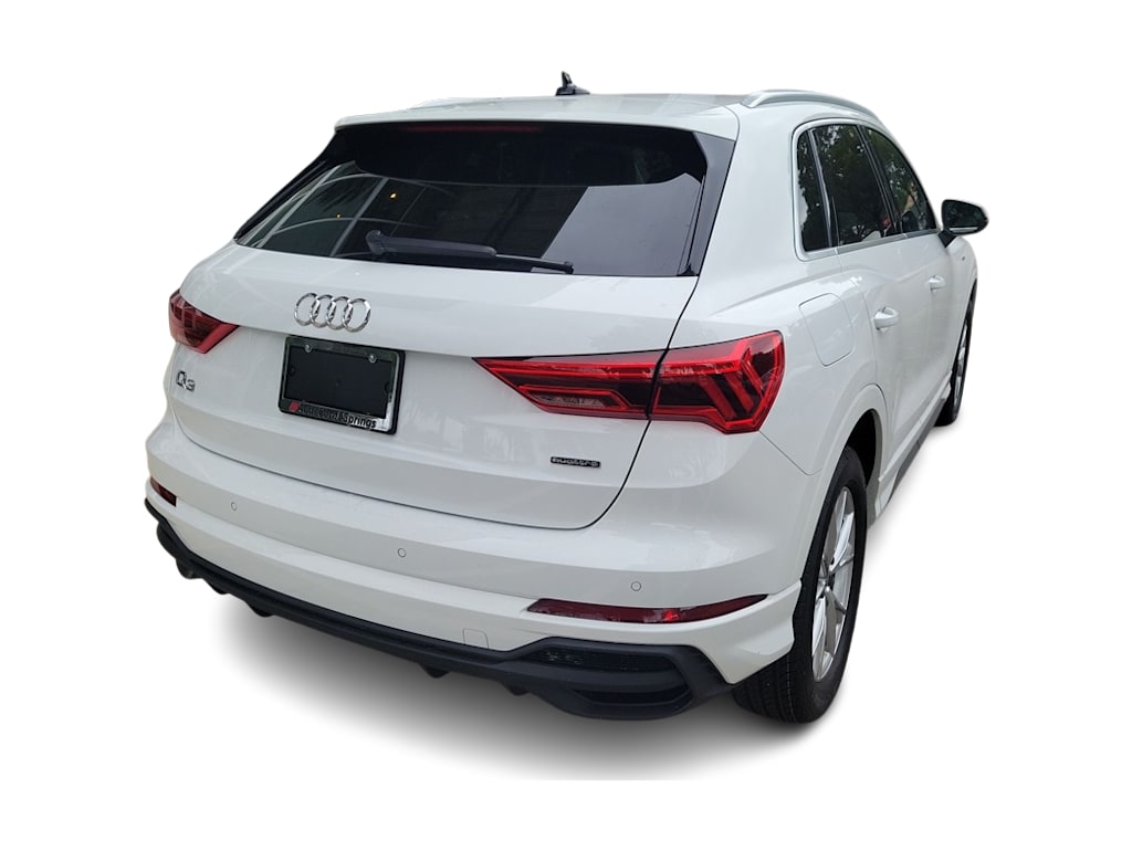 Thumbnail: 2023 Audi Q3 - 26