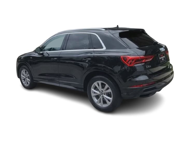 Thumbnail: 2024 Audi Q3 - 4