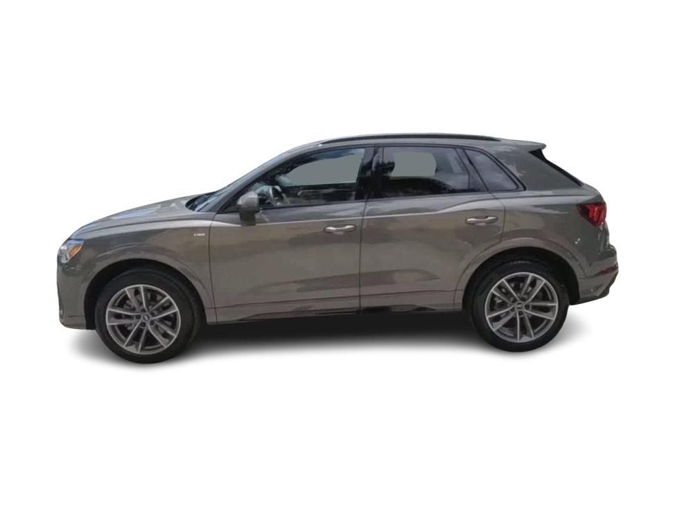 Thumbnail: 2024 Audi Q3 - 3