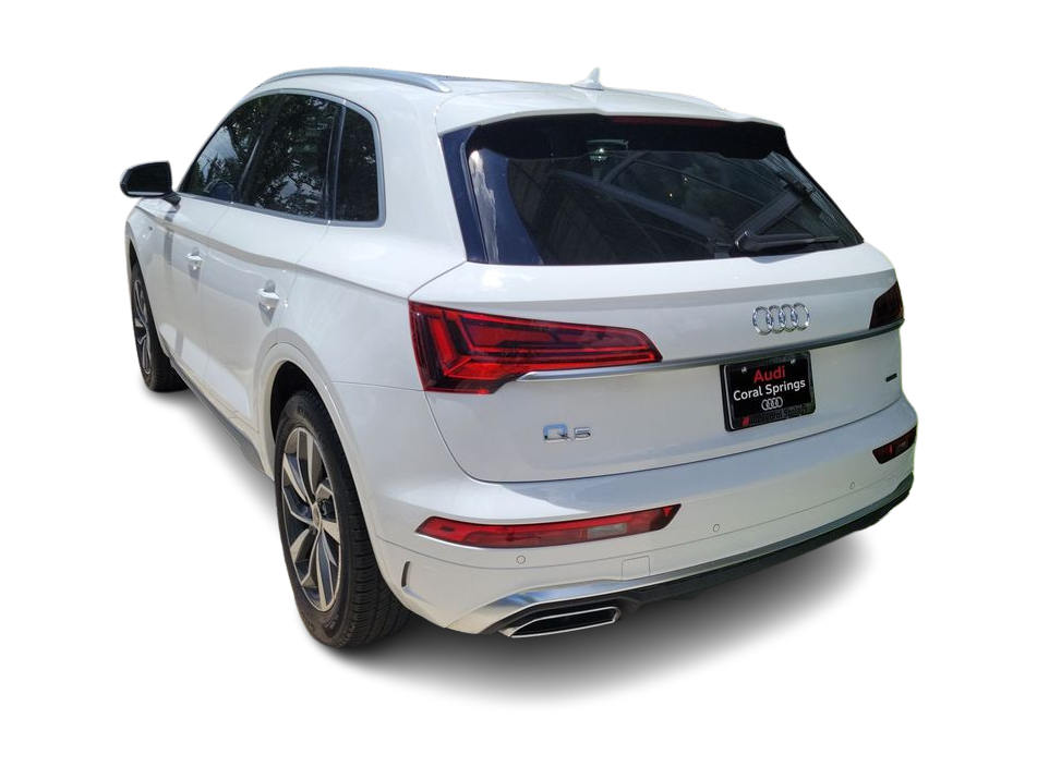 Thumbnail: 2023 Audi Q5 - 4