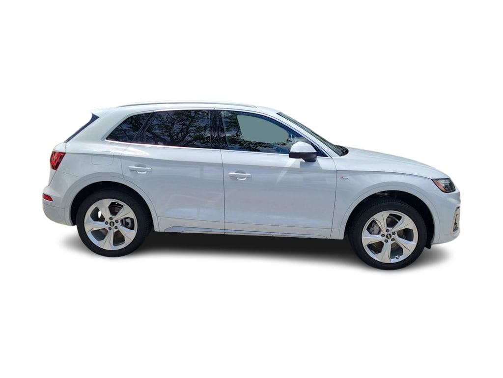 Thumbnail: 2022 Audi Q5 - 22