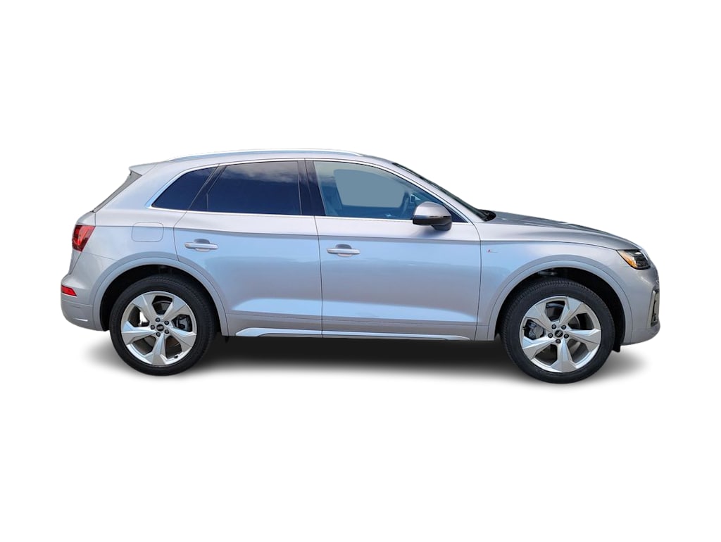 Thumbnail: 2022 Audi Q5 - 12
