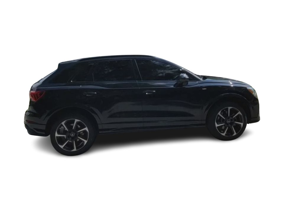 Thumbnail: 2025 Audi Q3 - 24
