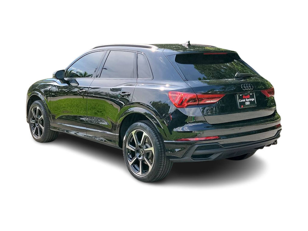 Thumbnail: 2025 Audi Q3 - 26