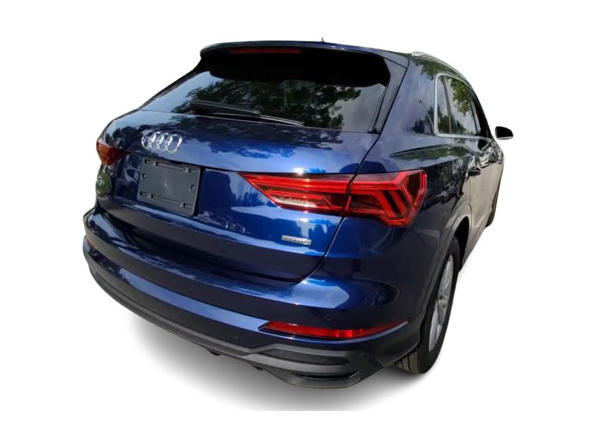 Thumbnail: 2023 Audi Q3 - 11