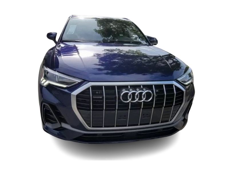 Thumbnail: 2023 Audi Q3 - 4