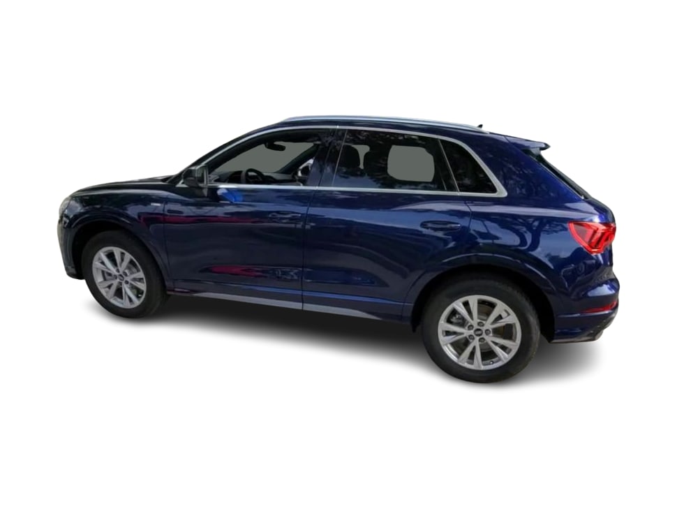 Thumbnail: 2023 Audi Q3 - 10