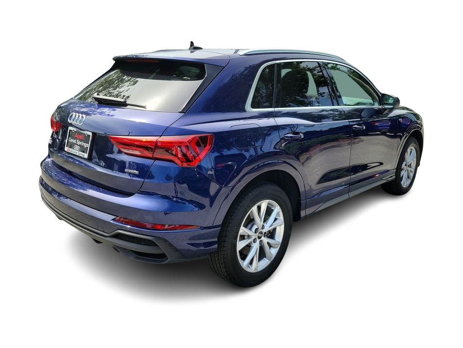 Thumbnail: 2023 Audi Q3 - 22