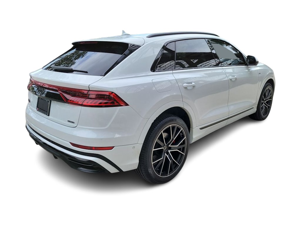 Thumbnail: 2023 Audi Q8 - 20