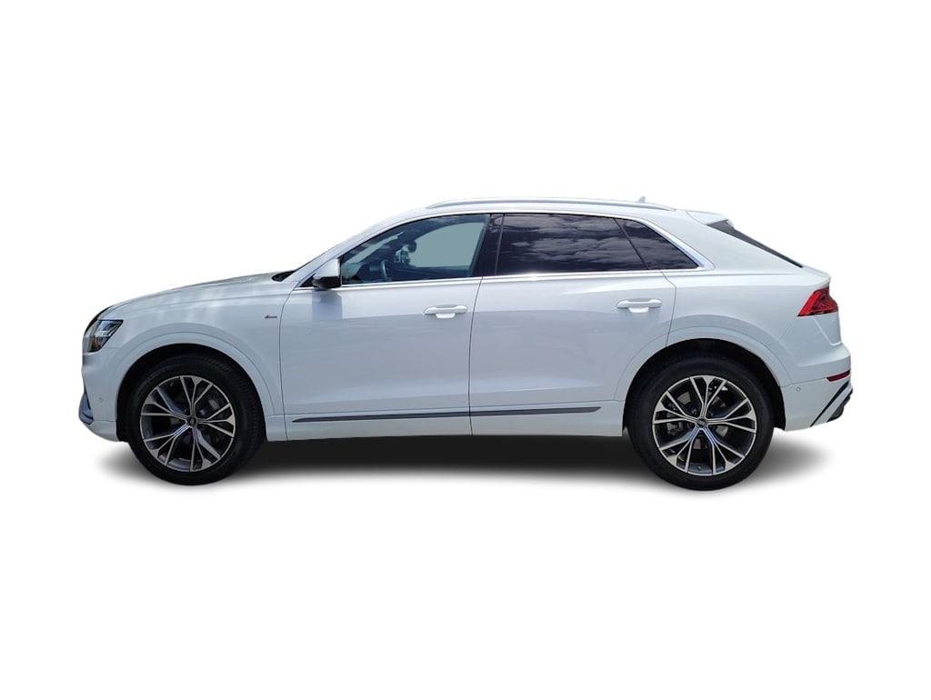 Thumbnail: 2023 Audi Q8 - 3