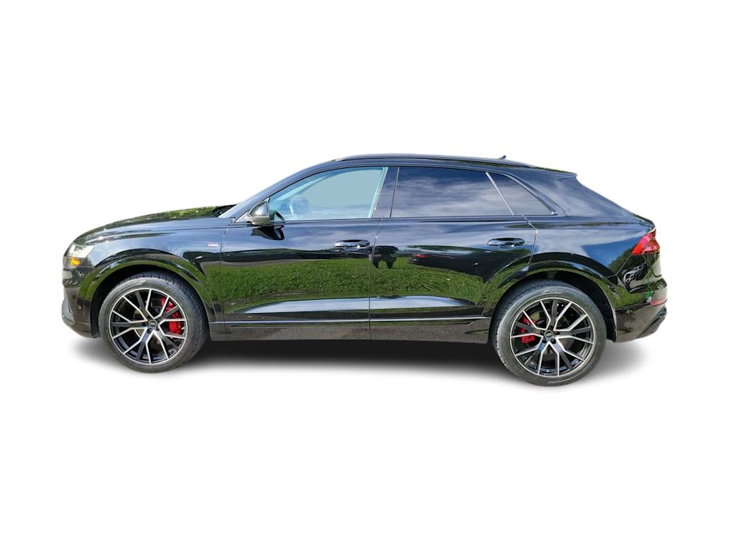 Thumbnail: 2022 Audi Q8 - 25