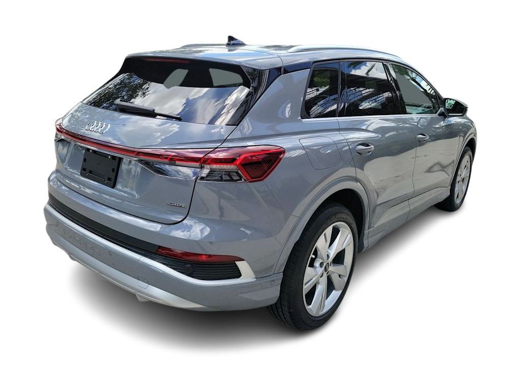 Thumbnail: 2023 Audi Q4 e-tron - 22