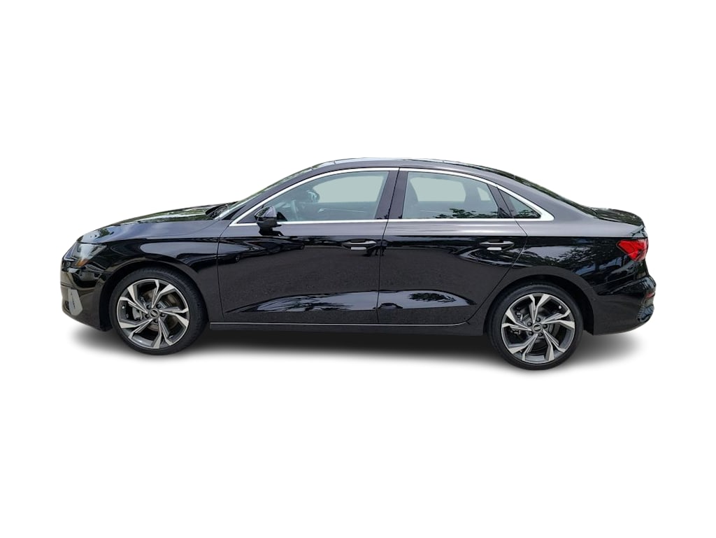 Thumbnail: 2022 Audi A3 - 3