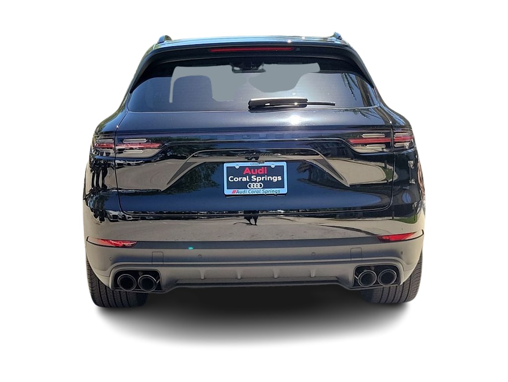 Thumbnail: 2023 Porsche Cayenne - 28