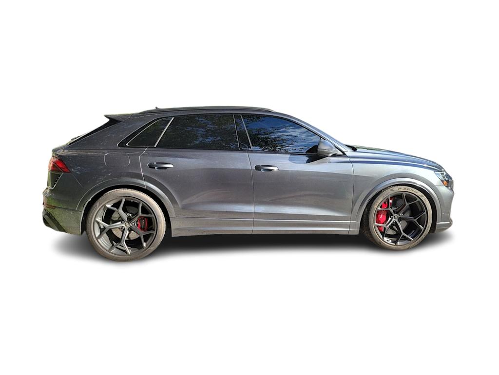 Thumbnail: 2025 Audi RS Q8 - 23