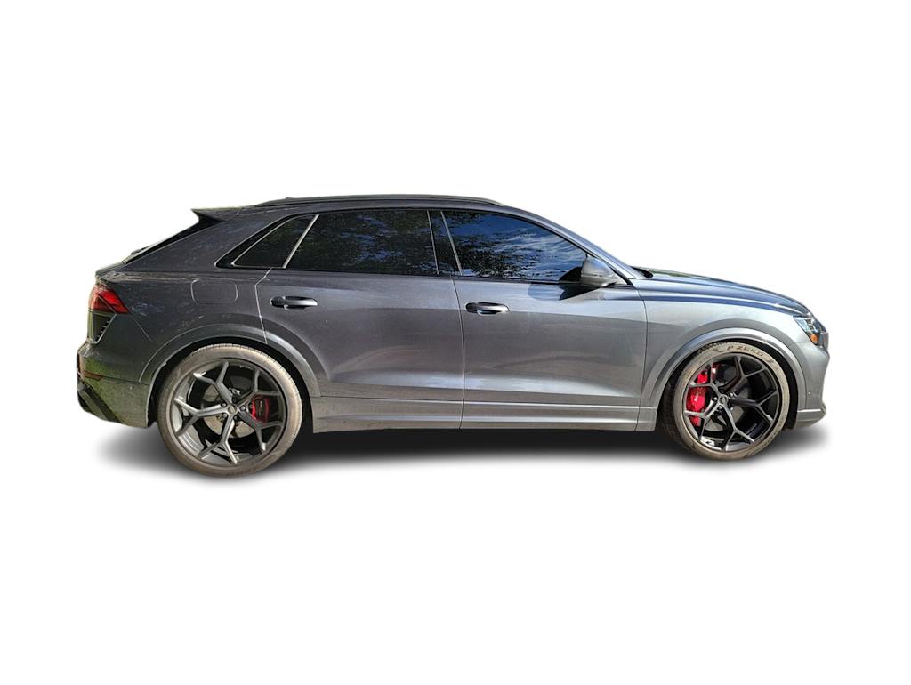 Thumbnail: 2025 Audi RS Q8 - 22