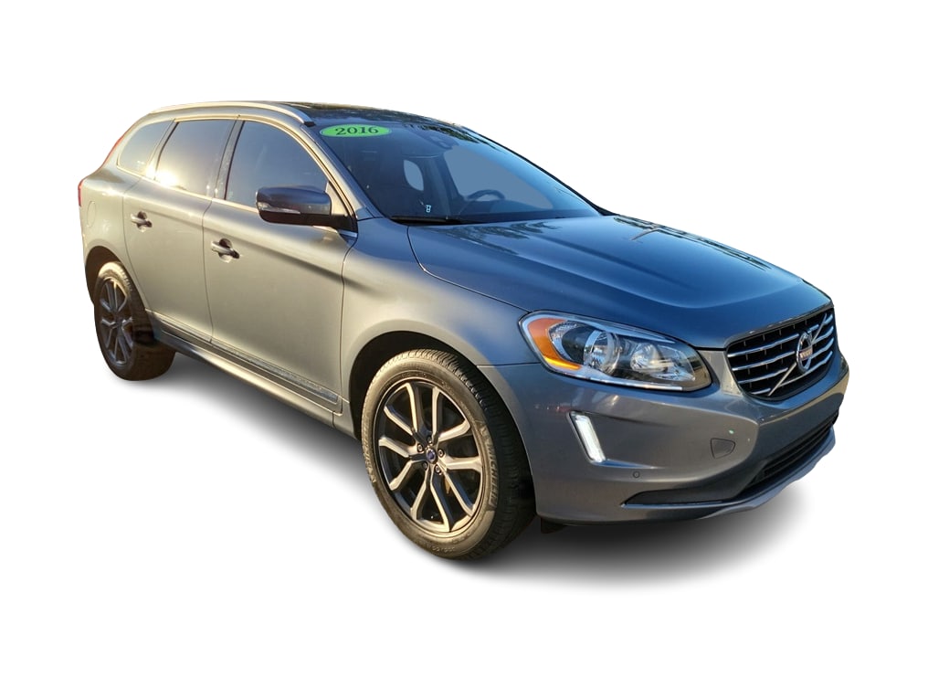 Thumbnail: 2016 Volvo XC60 - 18