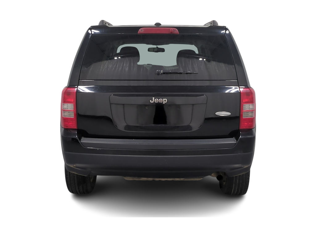 Thumbnail: 2016 Jeep Patriot - 5