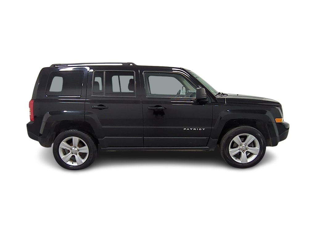 Thumbnail: 2016 Jeep Patriot - 22