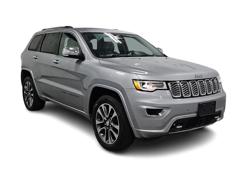 Thumbnail: 2017 Jeep Grand Cherokee - 21