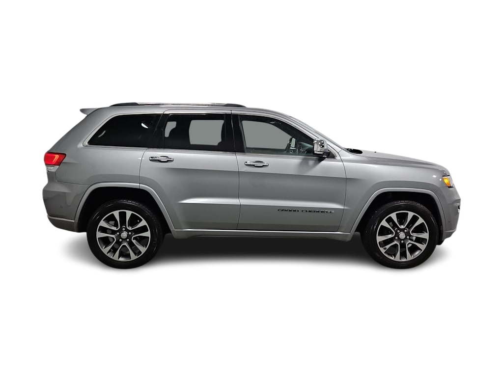 Thumbnail: 2017 Jeep Grand Cherokee - 24