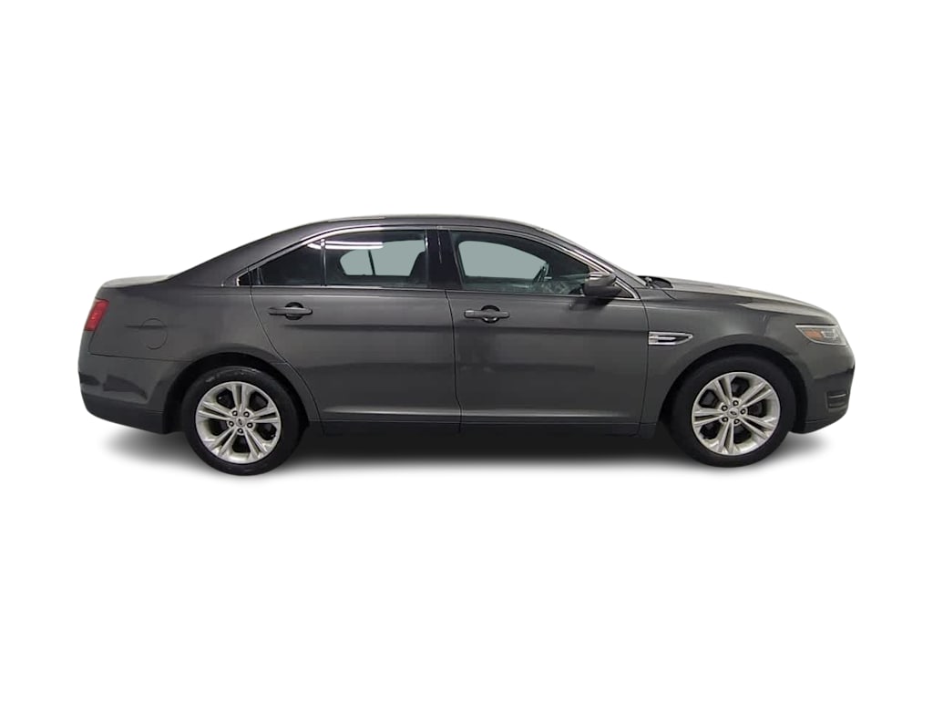 Thumbnail: 2016 Ford Taurus - 24