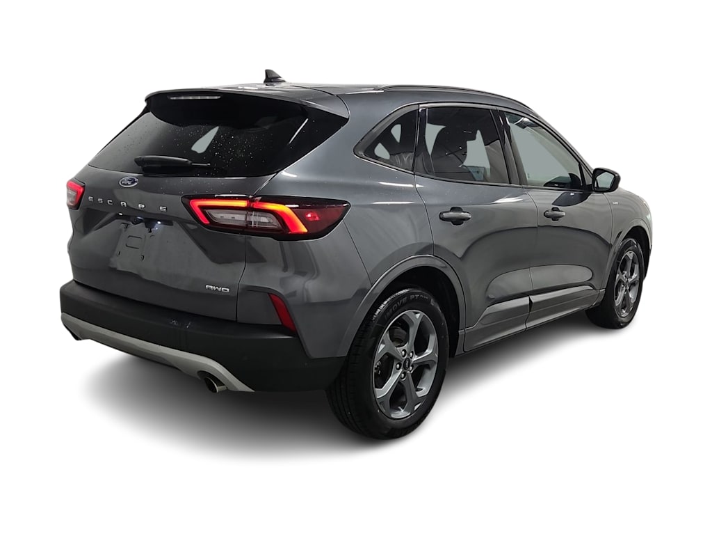 Thumbnail: 2023 Ford Escape - 22