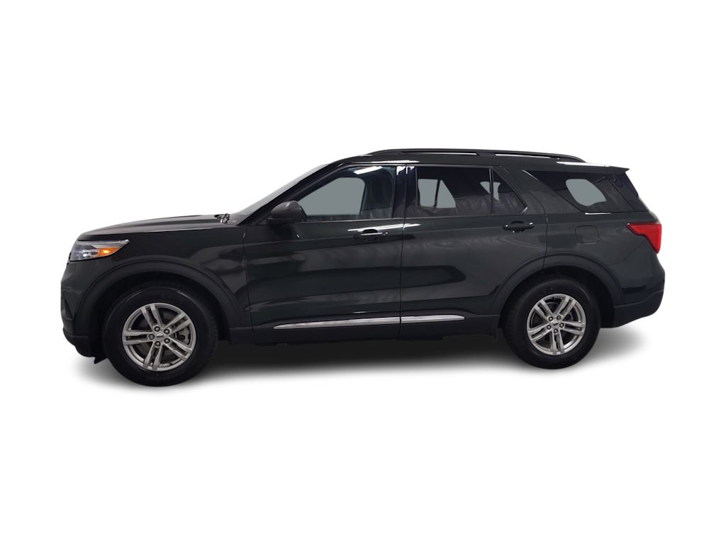 Thumbnail: 2022 Ford Explorer - 3