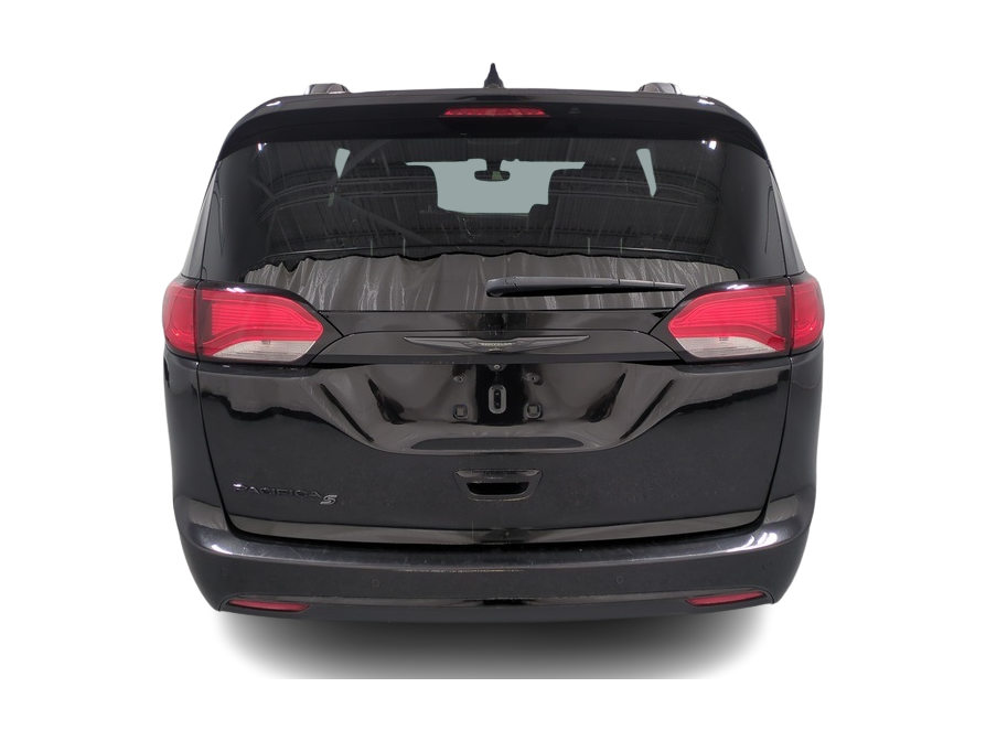 Thumbnail: 2019 Chrysler Pacifica - 5