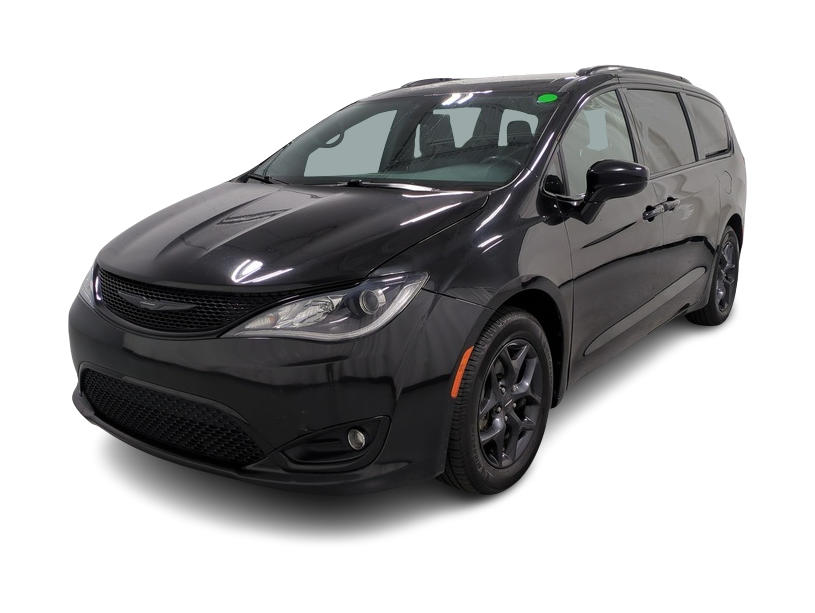Thumbnail: 2019 Chrysler Pacifica - 20