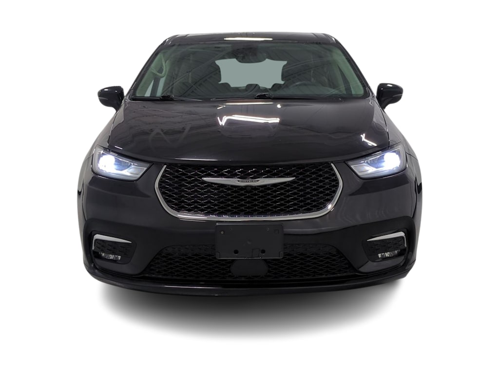 Thumbnail: 2024 Chrysler Pacifica - 6
