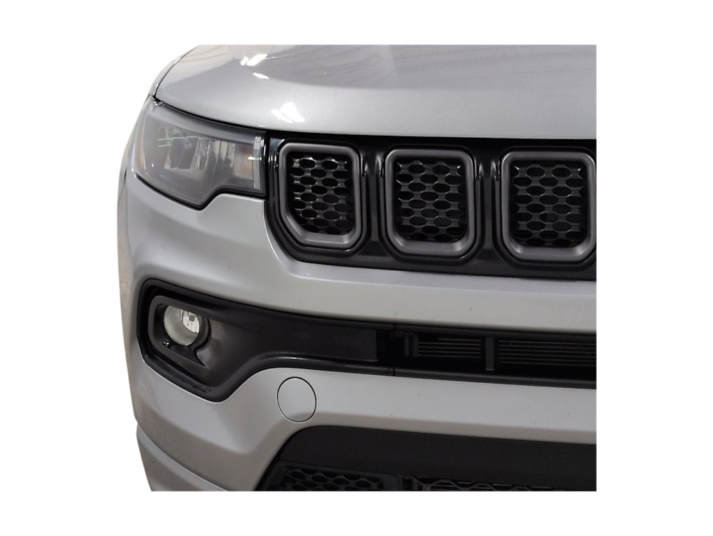 Thumbnail: 2023 Jeep Compass - 25