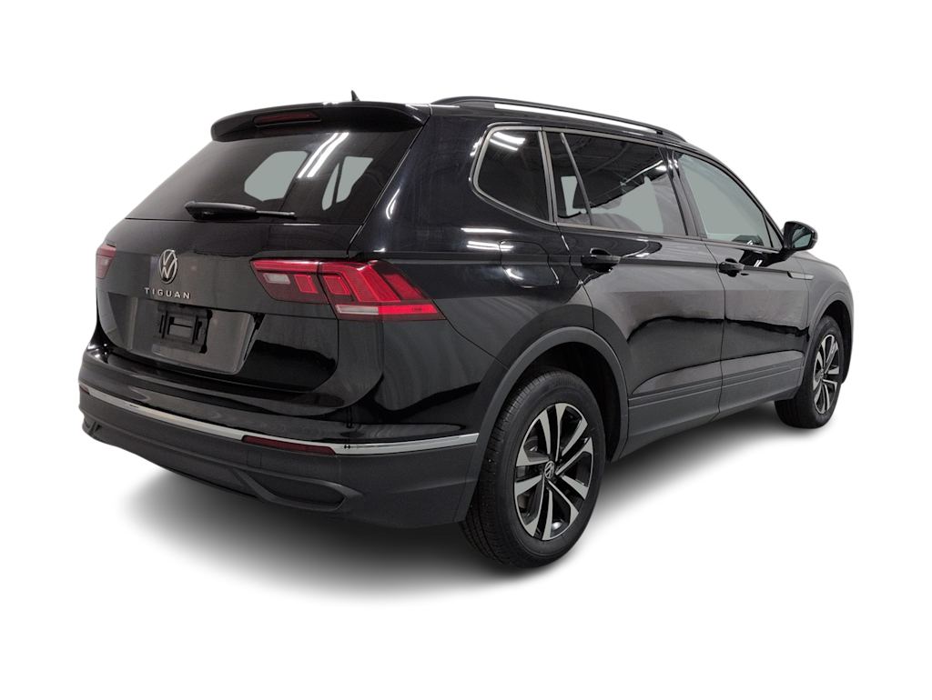 Thumbnail: 2022 Volkswagen Tiguan - 22