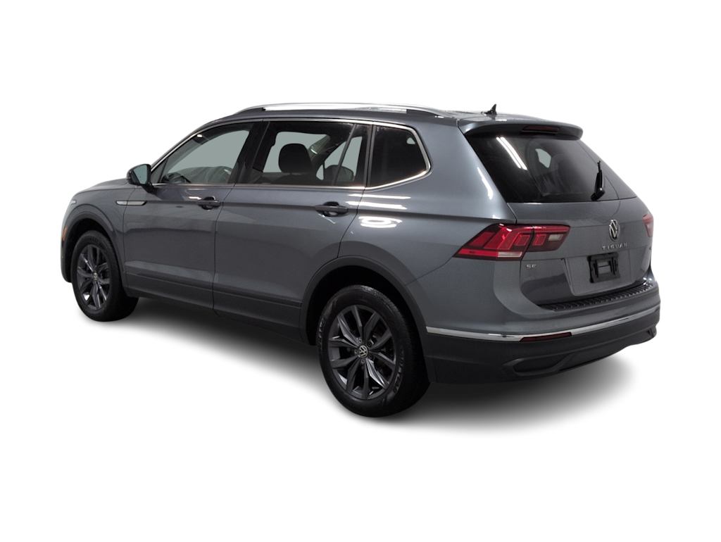 Thumbnail: 2023 Volkswagen Tiguan - 4