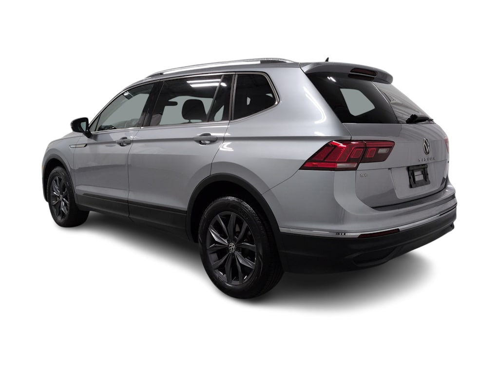 Thumbnail: 2023 Volkswagen Tiguan - 4