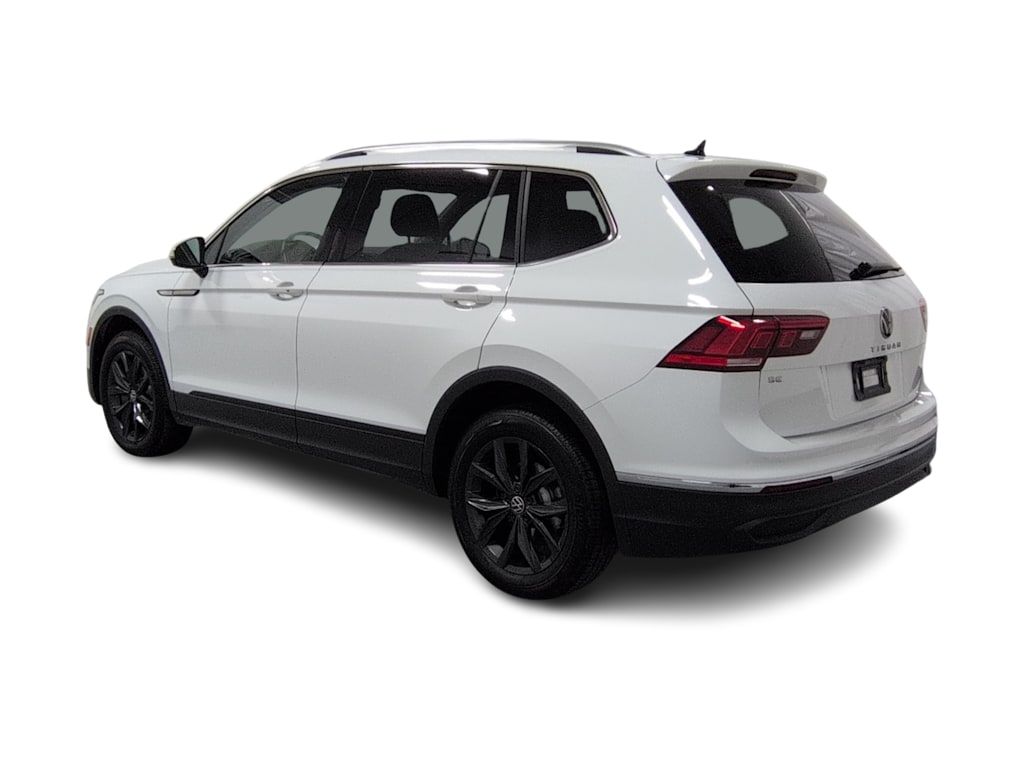 Thumbnail: 2024 Volkswagen Tiguan - 4
