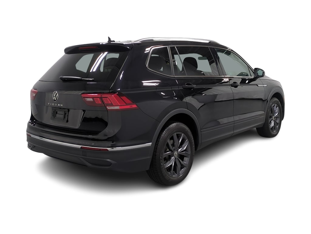 Thumbnail: 2023 Volkswagen Tiguan - 23
