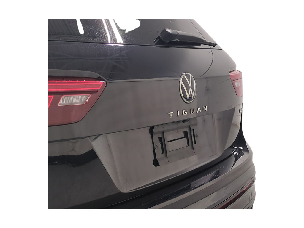 Thumbnail: 2023 Volkswagen Tiguan - 26