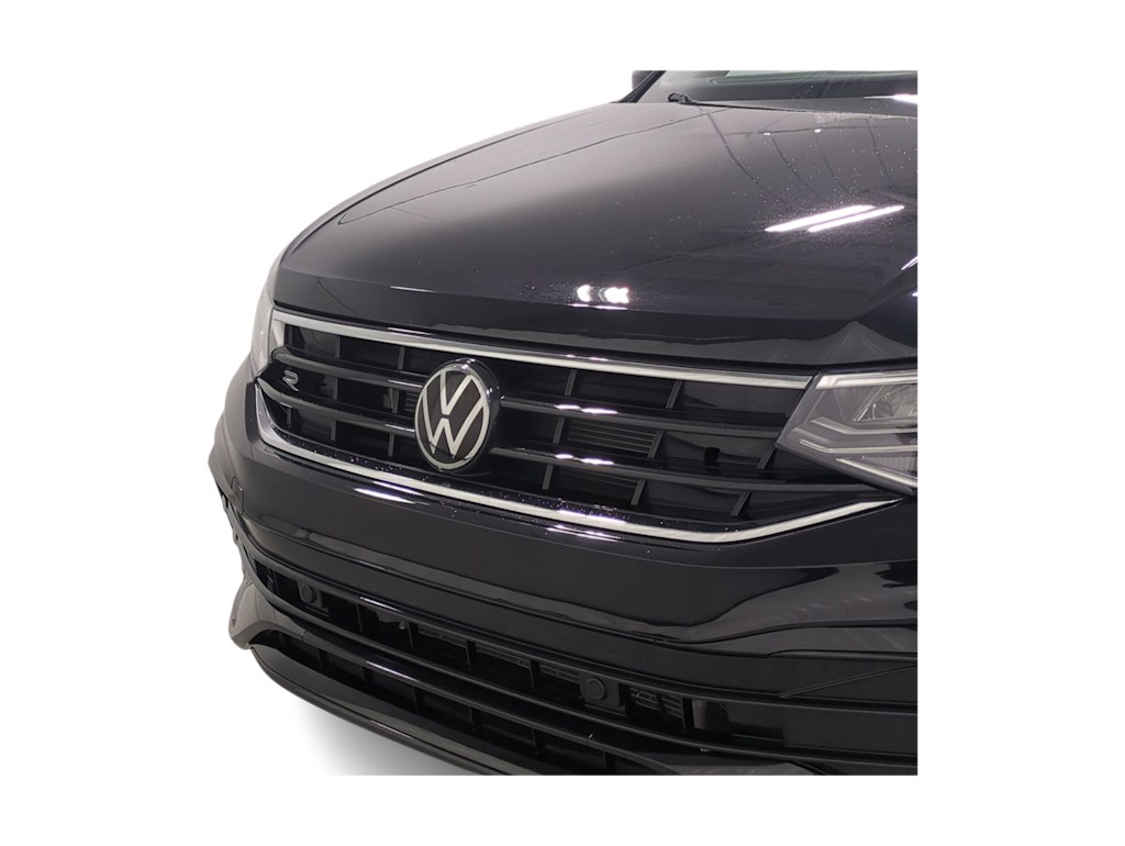 Thumbnail: 2023 Volkswagen Tiguan - 25