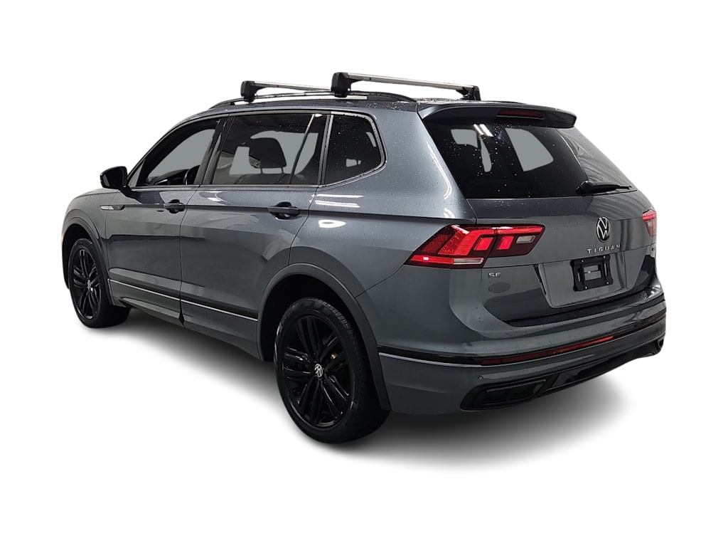 Thumbnail: 2022 Volkswagen Tiguan - 4