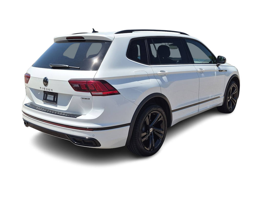 Thumbnail: 2023 Volkswagen Tiguan - 22