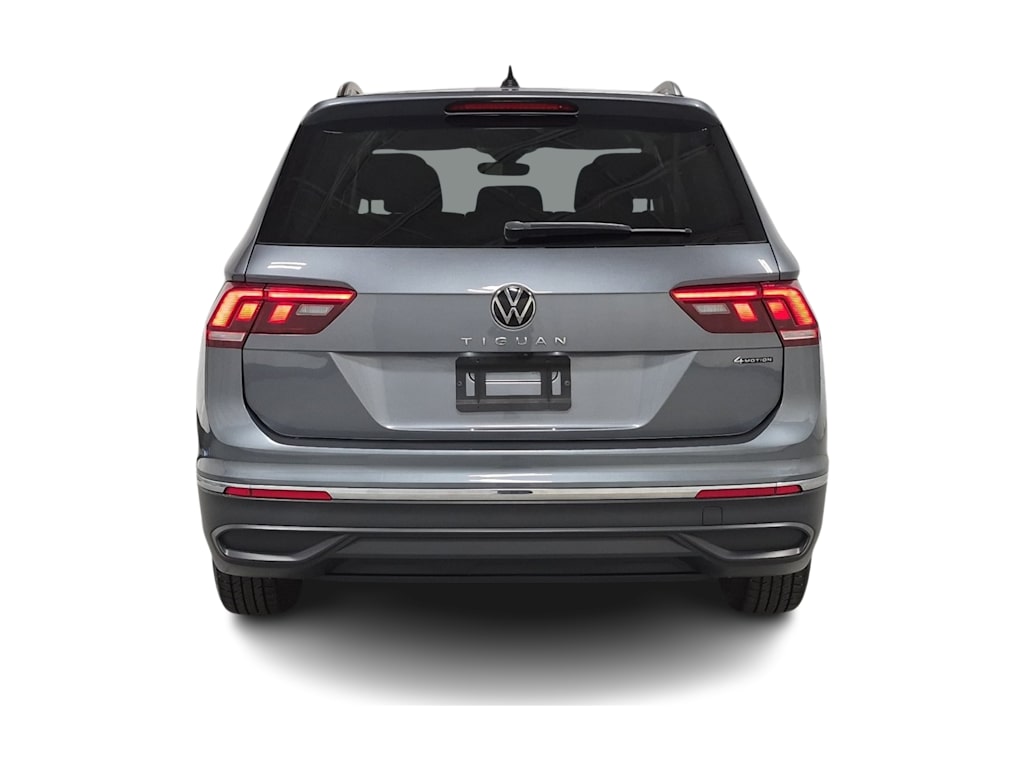 Thumbnail: 2023 Volkswagen Tiguan - 5