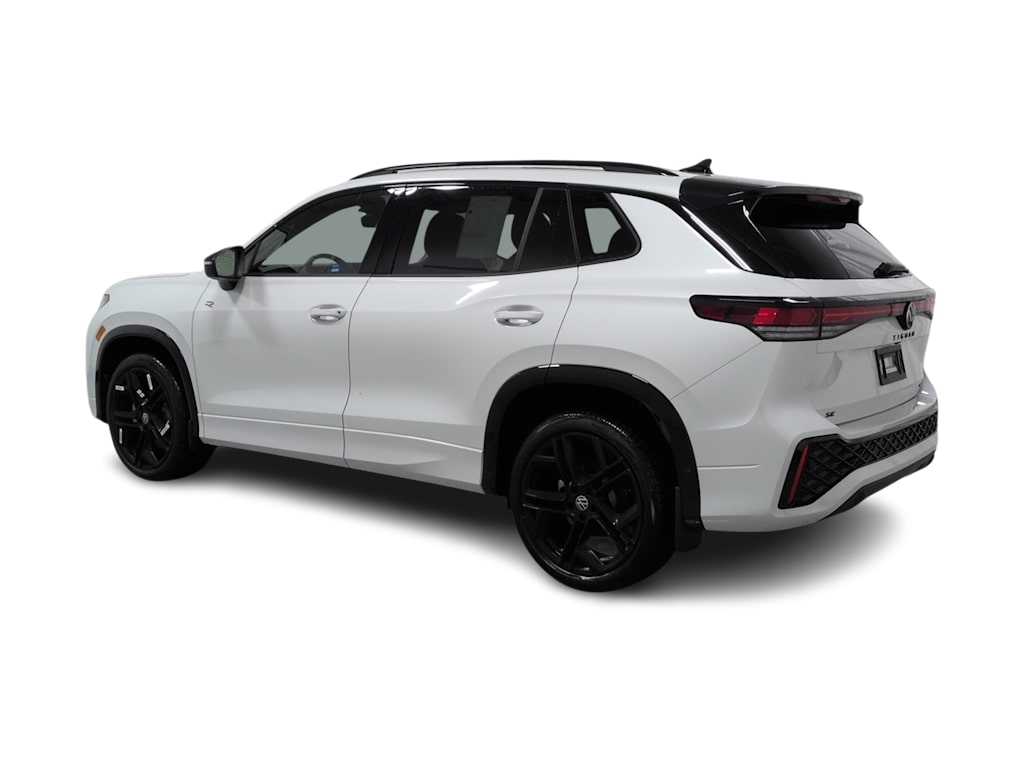 Thumbnail: 2026 Volkswagen Tiguan - 4