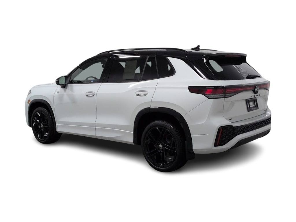 Thumbnail: 2026 Volkswagen Tiguan - 4