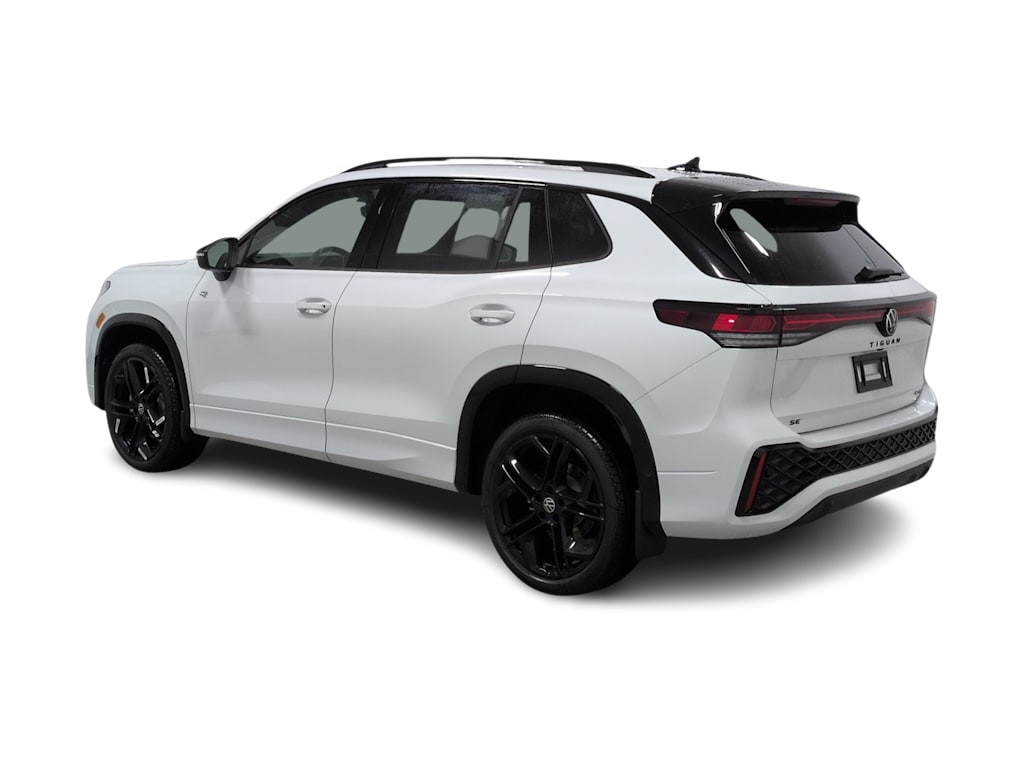 Thumbnail: 2026 Volkswagen Tiguan - 4