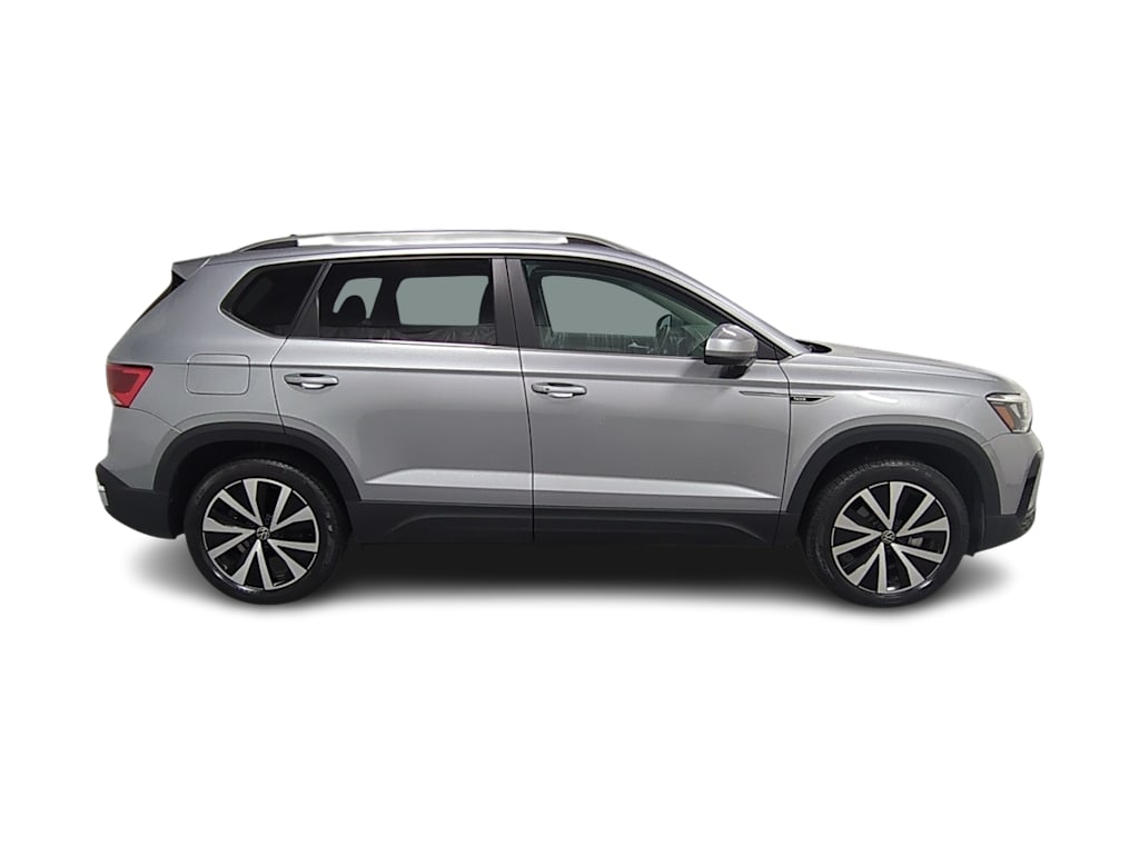 Thumbnail: 2022 Volkswagen Taos - 24