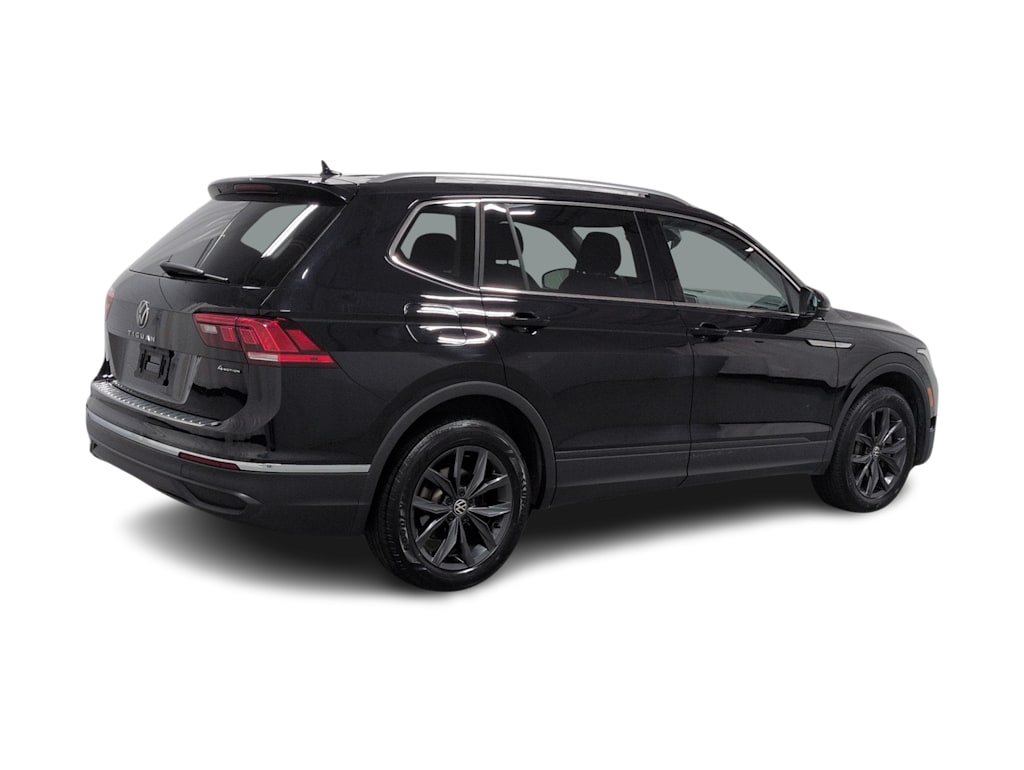 Thumbnail: 2023 Volkswagen Tiguan - 22