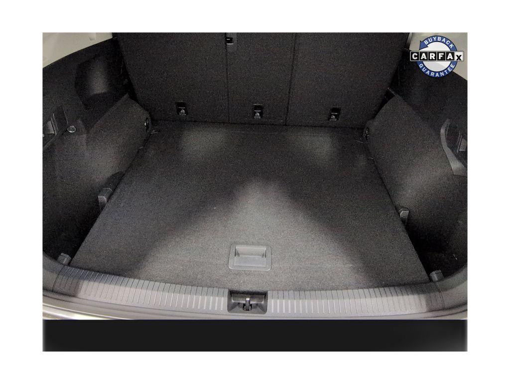 Thumbnail: 2023 Volkswagen Tiguan - 14