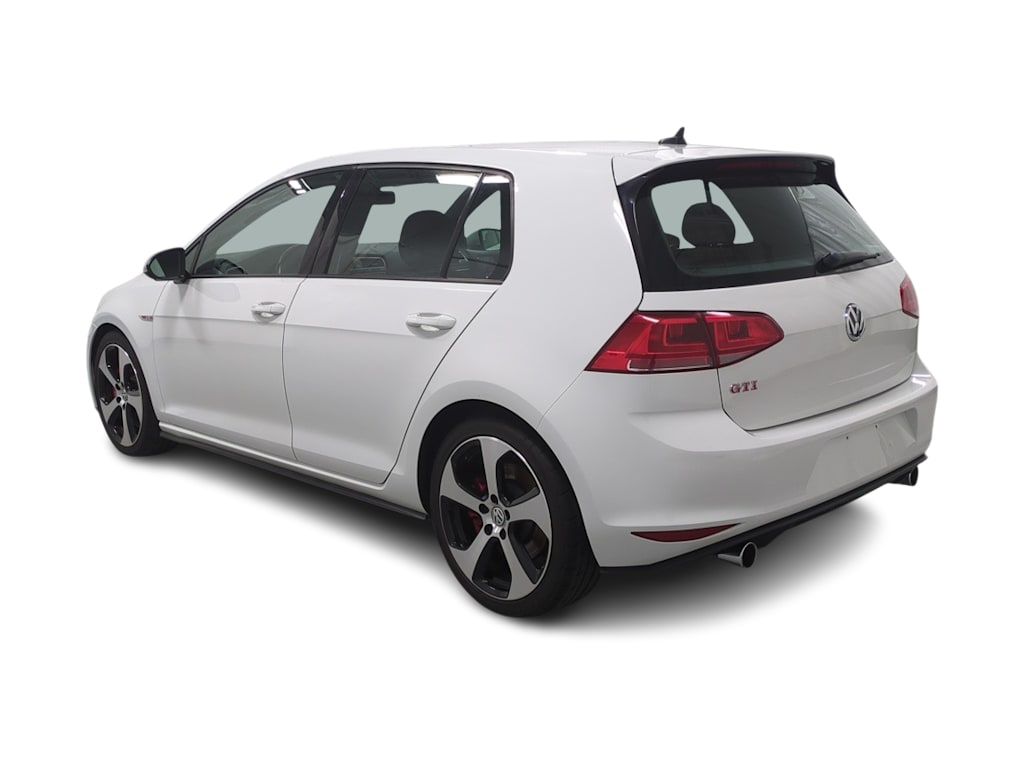 Thumbnail: 2016 Volkswagen Golf - 4