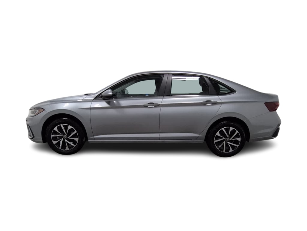 Thumbnail: 2026 Volkswagen Jetta - 3